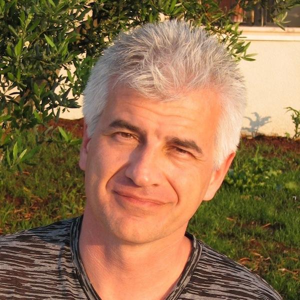  Jozsef Fiser